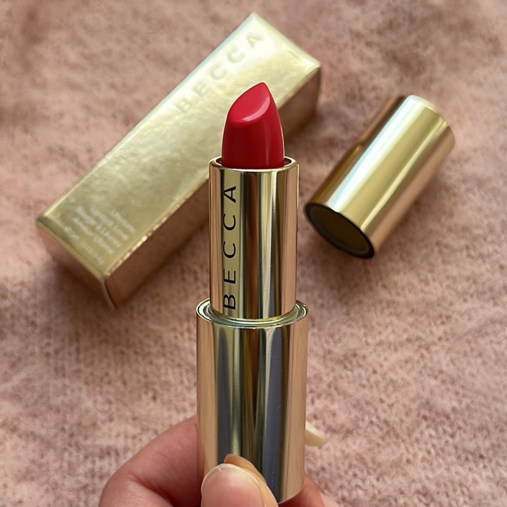 NWT BECCA Ultimate Lipstick Love in Nectar (W)